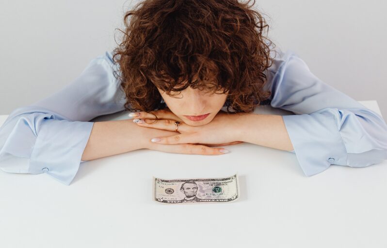 【教室運営】価格を上げるのが怖い…心理をほどく3つの考え方